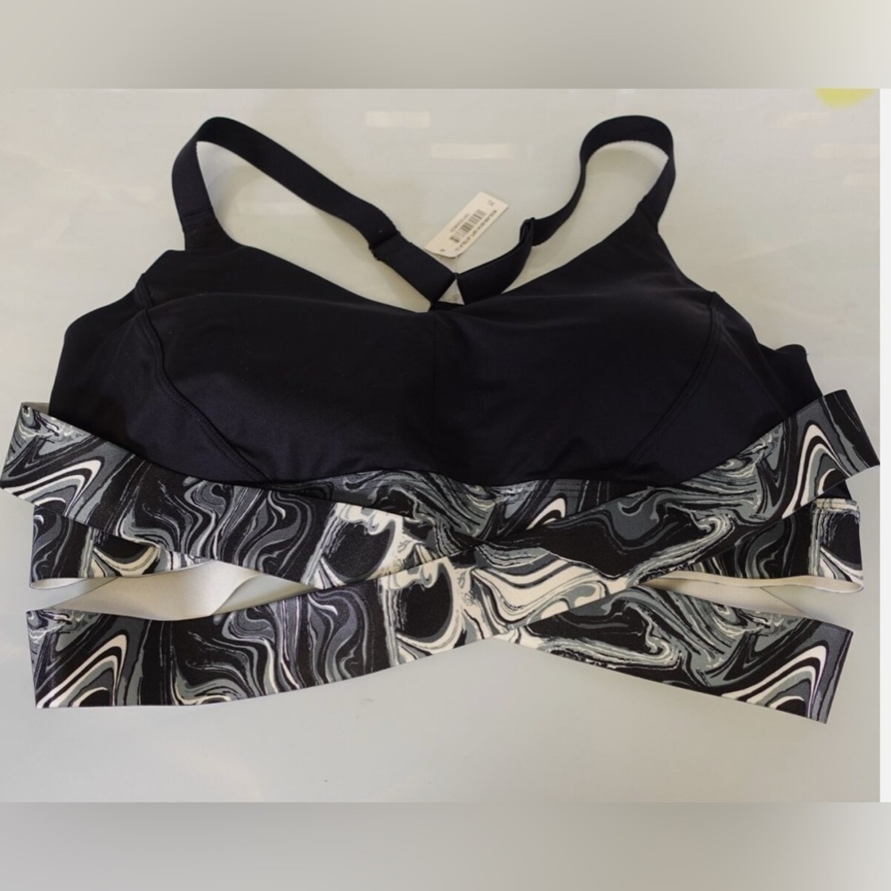 Adore Me women’s Sport Bra Sz XL Black Padded Activewear Stretch Cut Out GYM